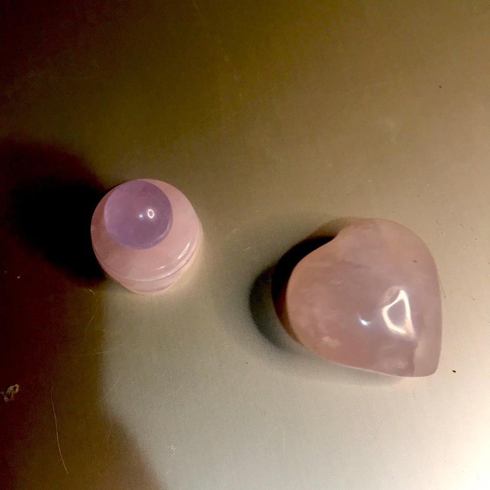 Small sphere and crystal holder and heart